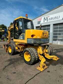 Mobilní bagry 2009 Komatsu PW110 R **BJ 2009 *4380 H/Alle Leitungen /SW (3)