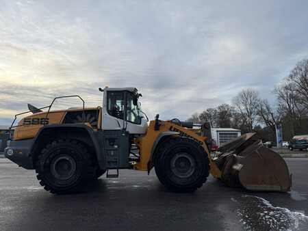 Pale Gommate 2022 Liebherr L586 Xpower/BJ2022/9256H/Joystick lenkung/L5 Reife (6)