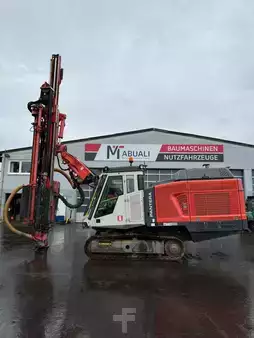 Rotary Drilling Rig 2016 Sandvik Pantera DP 1100i/BJ2016/Motor 10279 H /Bohr 5365 H (1)