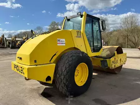 Egyhengeres henger 2000 Protec BOXER 111 //BJ. 2000 / 3830 H/ Vibrationsfunktion (5)