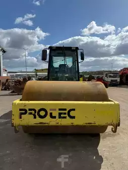 Egyhengeres henger 2000 Protec BOXER 111 //BJ. 2000 / 3830 H/ Vibrationsfunktion (8)