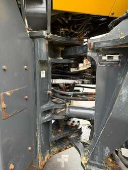 Pyöräkuormaajat 2013 Komatsu WA 500-7 **BJ. 2013 * 20343 H/ZSA/Klima L5 Reifen (18)