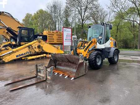 Hjullastare 2021 Liebherr L509 **BJ. 2021 * 1589H/SW/GABEL/Klappschaufel/ZSA (2)