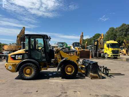 Ładowarki kołowe 2008 Caterpillar 906H **BJ. 2008 * 4831H/SW/Gabel (6)