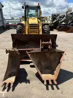 Rigid Backhoe Loader 2002 Komatsu WB 97 S-2 //BJ. 2002 / 5923H / Teleskop (8)