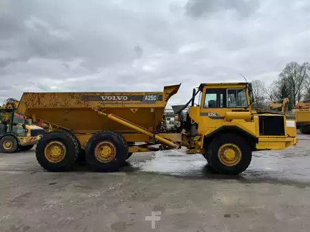 Wywrotki przegubowe 1999 Volvo A 25 C //BJ. 1999/12714H/6X6 (6)