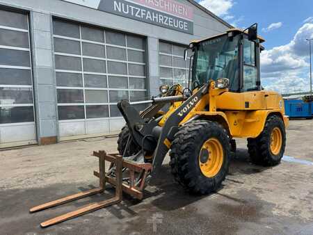 Hjullæsser 2016 Volvo L 30 G **BJ. 2016 * 3651H/SW/Gabel (2)