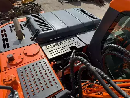 Mobil gravemaskin 2012 Doosan DX 140 W // BJ. 2012 / 7500H/SW/Schild (14)