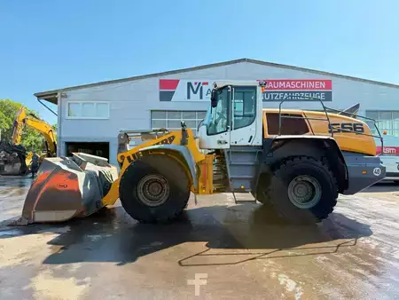 Hjullaster 2021 Liebherr L 566 Xpower // BJ. 2021 / 2988/WAAGE/ZSA/Joystick (1)