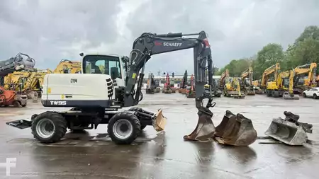 Kerekes kotrógép 2017 Yanmar TW 95 // BJ. 2017 / 5888H/SW/ZSA/4 Löffel/ 1 Gabel (6)