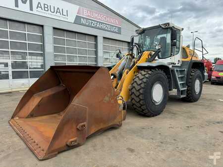 Chargeuse sur pneus 2018 Liebherr L550 XPOWER ** BJ.2018 * 6440/Hochkippschaufel** (2)