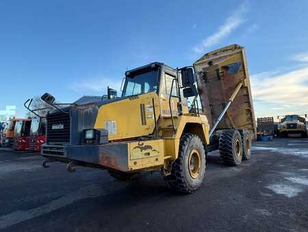 Knickgelenkte Muldenkipper/Dumper 2008 Komatsu HM 300-2 //BJ. 2008/13165/Klima/6X6/ (2)