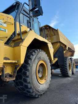 Knickgelenkte Muldenkipper/Dumper 2008 Komatsu HM 300-2 //BJ. 2008/13165/Klima/6X6/ (8)