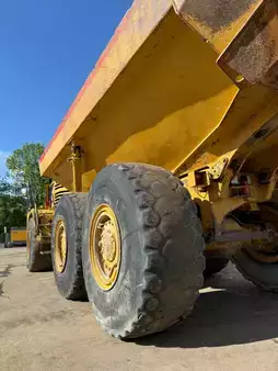 Wywrotki przegubowe 2002 Caterpillar 725 //BJ.  - 2002 - 18292H // 6X6 (14)