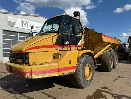 Wywrotki przegubowe 2002 Caterpillar 725 //BJ.  - 2002 - 18292H // 6X6 (4)