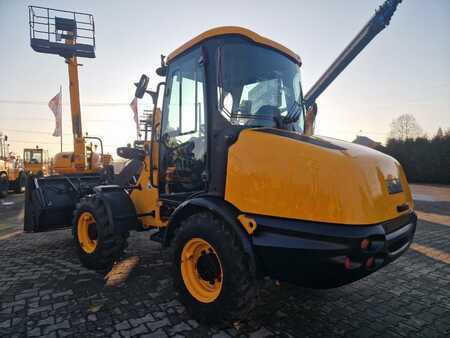 JCB 406 B