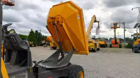 Minidampry 2018 Ausa D 250 AH G (11)