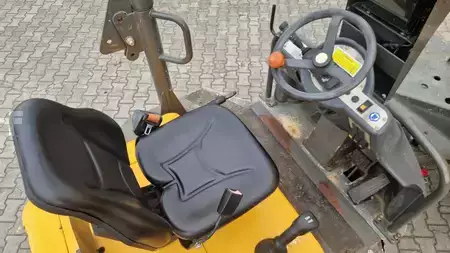 Minidumpperit 2017 Ausa D 350 AH G (11)