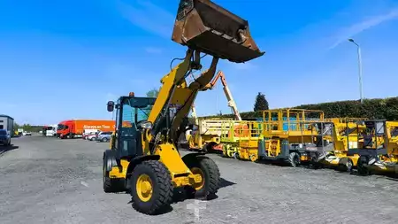 Hjullaster 2017 Caterpillar 906 M (17)