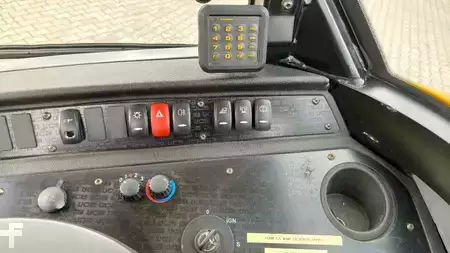 Wielladers 2017 JCB 406 (15)
