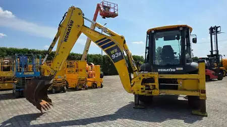 Rigid Backhoe Loader 2019 Komatsu WB 93 R-8 (10)