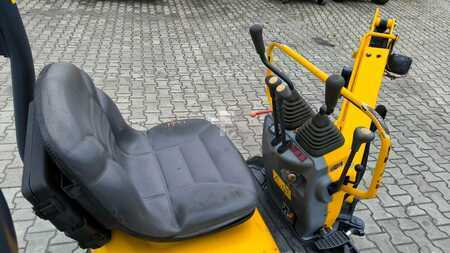 Mini kotrógép 2017 Yanmar SV 08-1 A (11)
