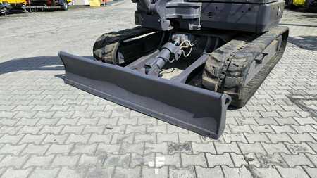 Kettenbagger 2016 Volvo ECR 88 D (11)