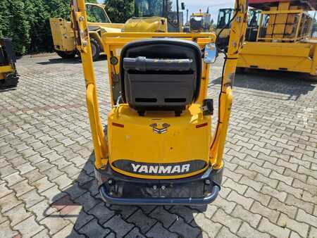 Raupendumper 2018 Yanmar C 12 R-B (4)