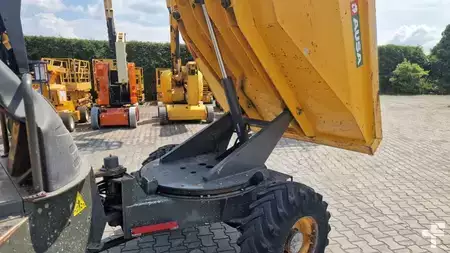 Minidumpperit 2017 Ausa D 350 AH G (7)