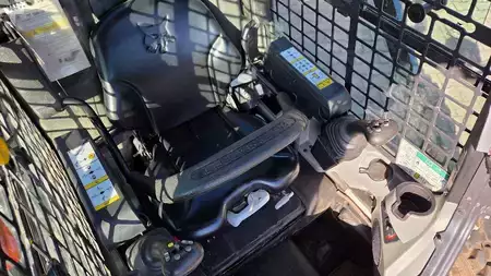 Ładowarki kompaktowe 2018 Bobcat S 530 (12)