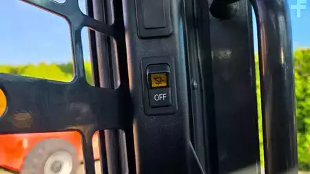 Ładowarki kompaktowe 2018 Bobcat S 530 (16)