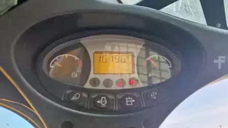 Valet de ferme  2019 Bobcat S 450 (14)