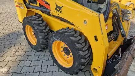 Valet de ferme  2019 Bobcat S 450 (6)
