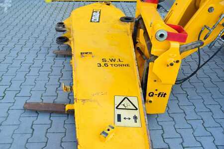 Lánctalpas kotrógép 2012 JCB JS 360 LC arm (7)