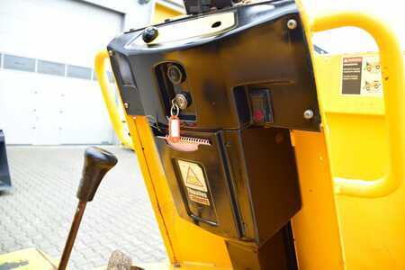Dúmpers de cadenas 2020 Thwaites 3 tonne Swivel dumper JCB 3 TST Terex TA3s (16)