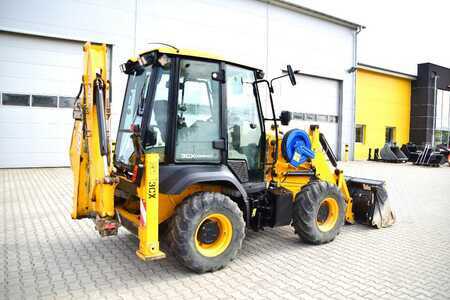 JCB 3CX COMPACT  JCB 2CX Streetmaster