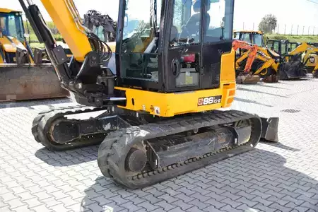 Pelles sur chenilles 2021 JCB 86 C-2  JCB 85Z-2 JCB 8085ZTS CAT 308 Kubota KX080 (3)