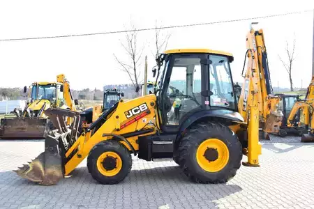 Rigid Backhoe Loader 2019 JCB 3 CX SM Turbo (2)