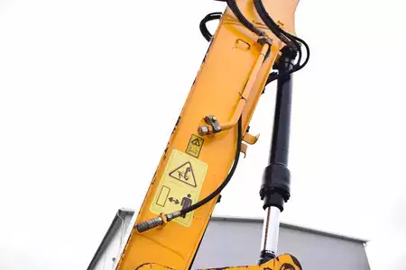 Beltegraver 2017 JCB JS 131 LC PLUS  JS130 Takeuchi TB2150 Hyundai 140 (13)