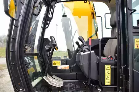 Beltegraver 2017 JCB JS 131 LC PLUS  JS130 Takeuchi TB2150 Hyundai 140 (14)