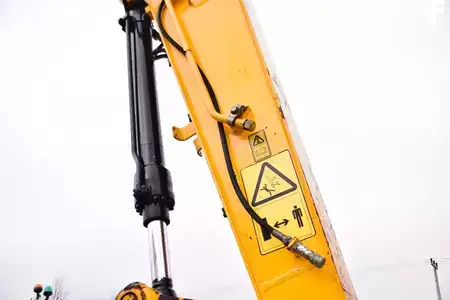 Beltegraver 2017 JCB JS 131 LC PLUS  JS130 Takeuchi TB2150 Hyundai 140 (8)