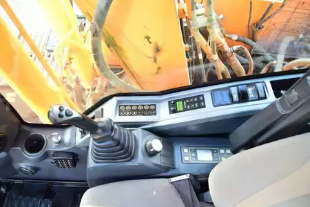 Korečková rýpadla 2014 Hyundai Robex 140 LC-9 A  Hyundai R140 Hyundai HX140 LC (18)