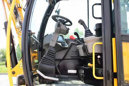 Excavadoras de ruedas 2017 JCB Hydradig (19)