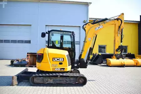 Minibagry 2017 JCB 65 R-1 JCB 8065 JCB 8065 RTS CAT 306 (9)