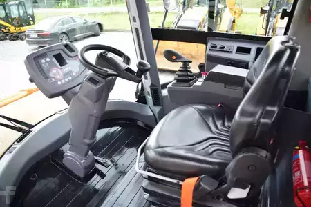 Compacteur monocylindre 2023 Hamm HC 130i  H13i Bomag BW213 (15)