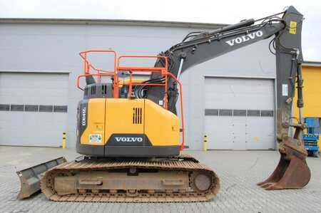 Excavadoras de cadenas 2019 Volvo ECR 145 EL dozer blade (12)