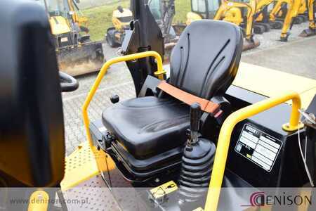 Mini dumpere 2022 JCB 6 T-2 Swivel Terex TA6s dumper (11)