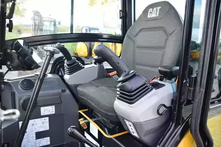 Міні-екскаватори 2023 Caterpillar 301.6 301.8 302 303 305 306 308 310 (12)