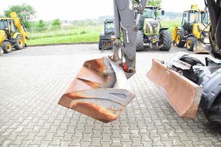 Koparki kołowe 2018 Mecalac 9 MWR 40KPH  JCB Hydradig 110W Takeuchi TB175W (5)