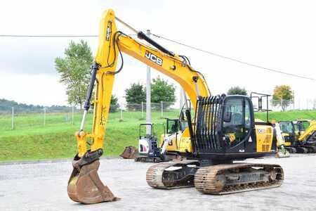 JCB JS131LC PLUS